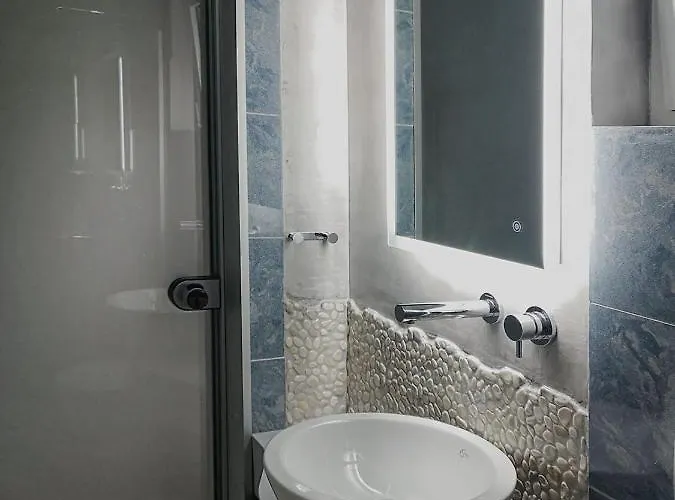 Village アパート