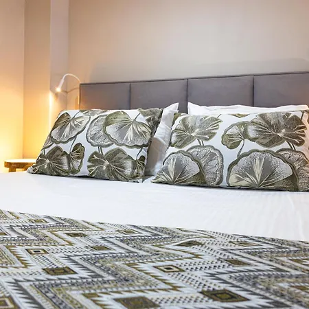 Village דירה האראקי