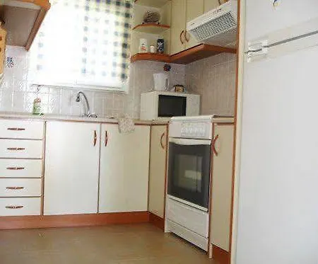 Village * האראקי