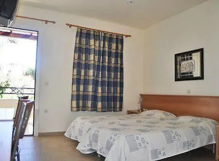 Village * האראקי