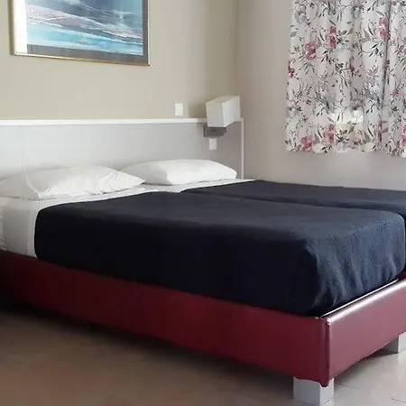 Village Apartament *