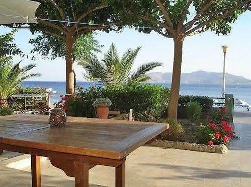 Apartament Village Haraki